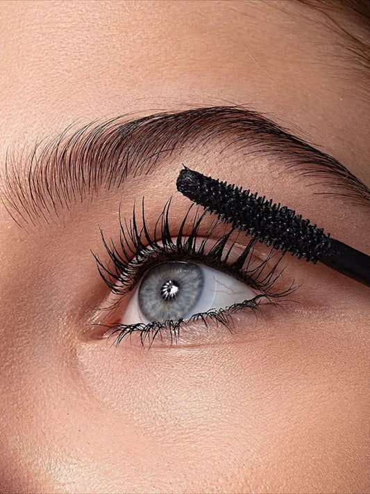 Best & Worst Eyelash Curlers 2025: The Ultimate Guide for Straight Lashes