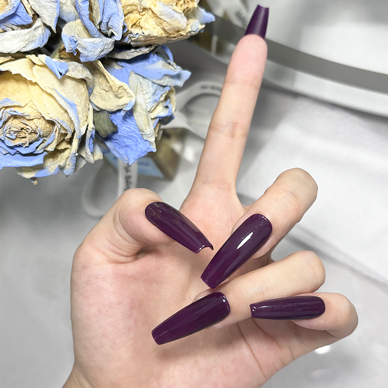 Minimalist Solid Press-On Nails – Deep Violet & Magenta Pink